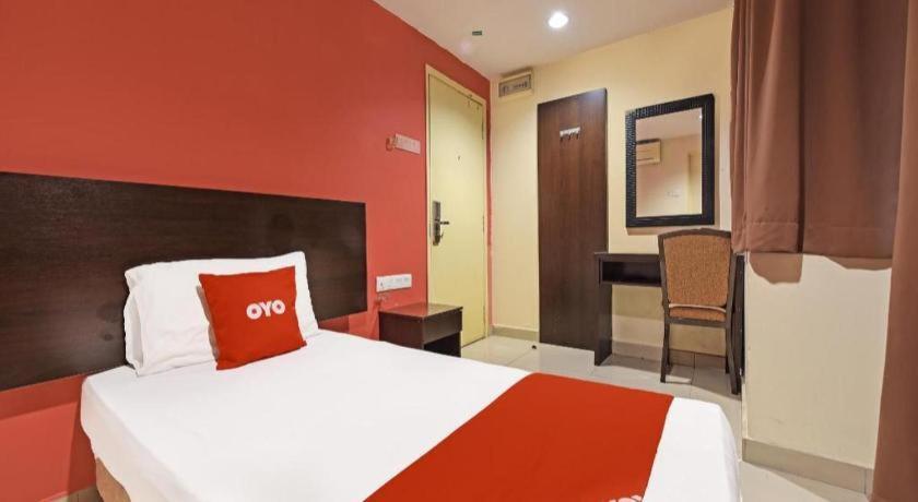 Oyo 90669 My Hotel Vistana Bangi Eksteriør bilde