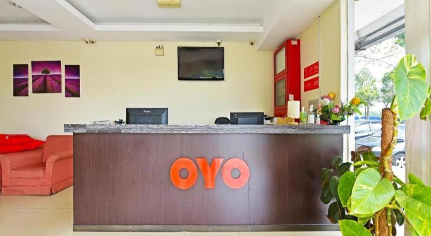 Oyo 90669 My Hotel Vistana Bangi Eksteriør bilde